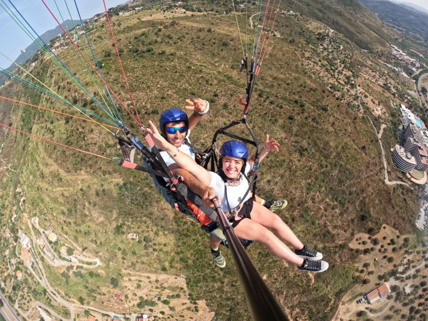 Taormina: Paragliding Tour with Instructor and GoPro Video - Who This Tour Suits Best, and Who Should Skip It