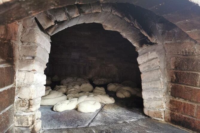 Taormina Pizza Making Class- From Messina - Guides, drivers, and what makes this feel friendly