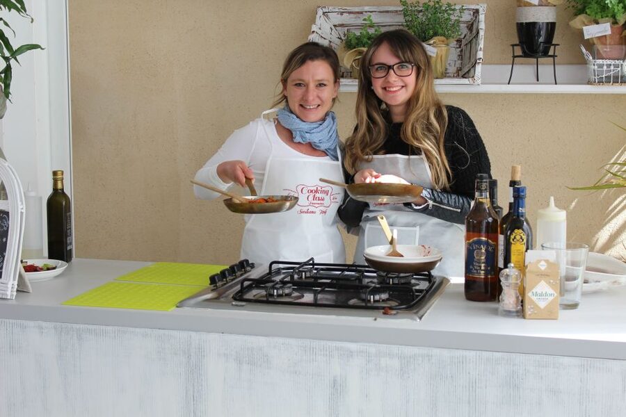 Taormina: Sicilian Cooking Class & Market Tour - Who this Taormina Sicilian cooking class is best for