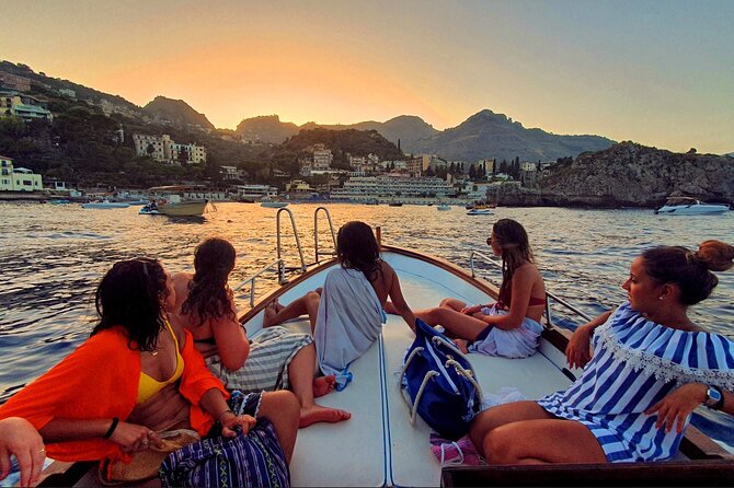 Taormina Sunset Aperitif on-Board - The small-boat, small-group setup (and what it means for your comfort)