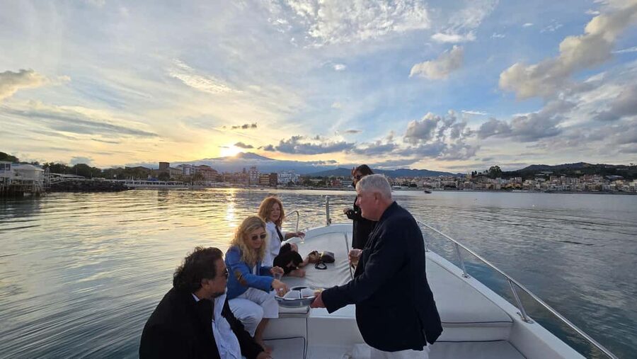 Taormina: Sunset Boat Tour with Aperitif - Why this Taormina sunset cruise feels worth the time