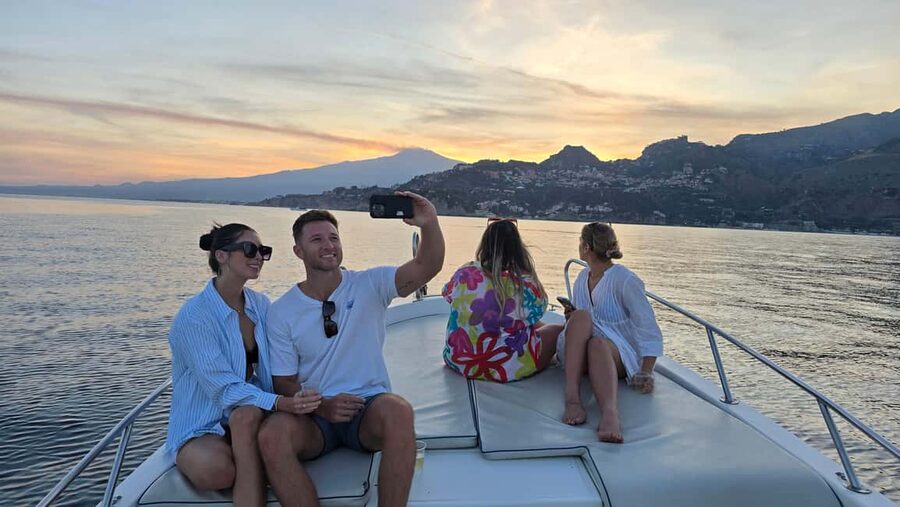 Taormina: Sunset Boat Tour with Aperitif - The aperitif on board: what you get, and what to expect
