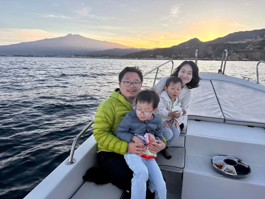 Taormina: Sunset Boat Tour with Aperitif - Snorkeling and the bath stop: gear included, water time matters