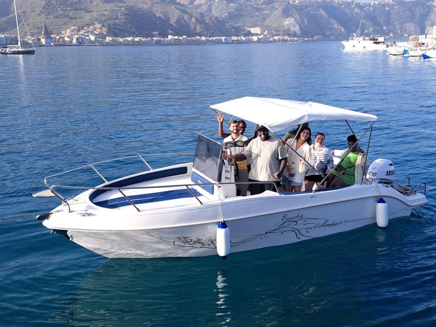 Taormina Sunset tour in search of dolphins with aperitif - The swim stop and the aperitif: where comfort meets sea time
