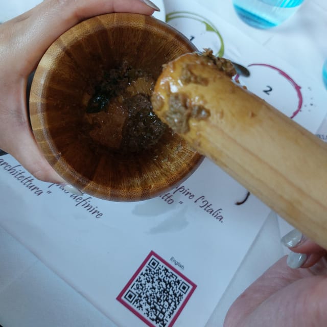 Tasting of sicilian olive oils and specialties - The sensory game that makes your palate smarter