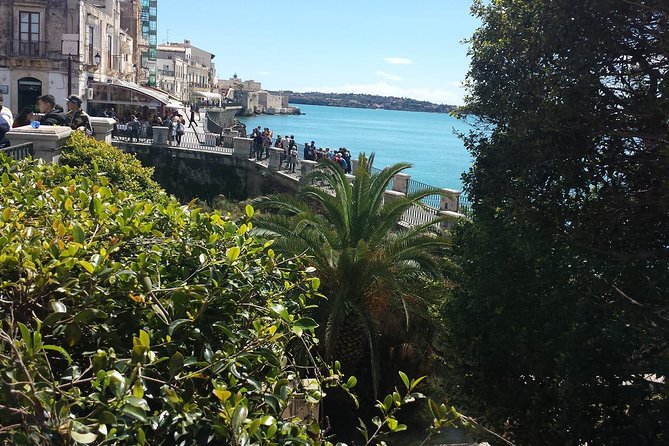 Taxi from and to Giardini Naxos, Taormina, Letojanni, Trappitello or vice-versa. - A couple of smart ways to use this transfer in your Sicily plan