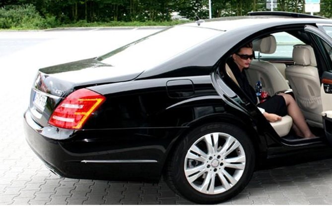 Taxi from and to Giardini Naxos, Taormina, Letojanni, Trappitello or vice-versa. - Service style: reliability, punctuality, and that clean-car confidence