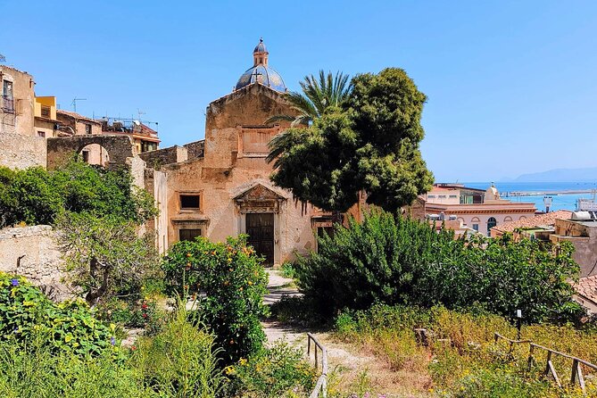 Termini Imerese Walk Tours & Sightseeing - Circolo Margherita, Villa Palmeri gardens, and a gelato you can plan around