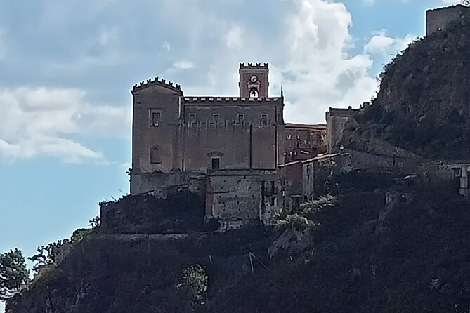 The Godfather tour Sicily - Savoca: Vitelli Bar, Santa Lucia, and the “this is real” effect