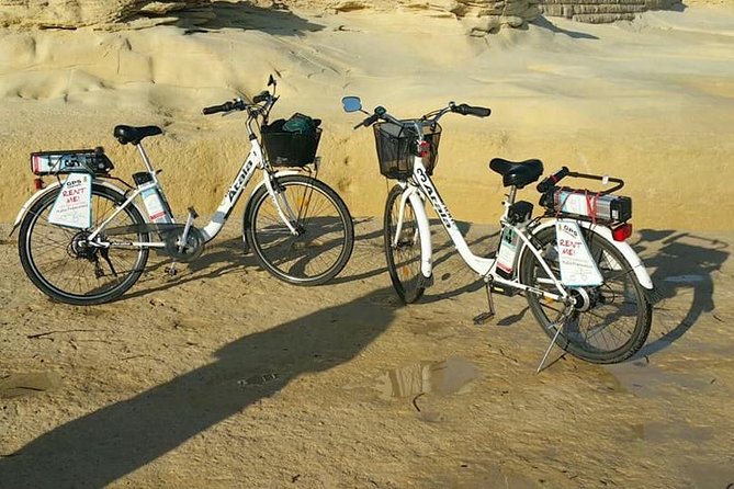 Tour in bike history Island Ortigia and archeological park Neapolis - Ortigia Stops You’ll Recognize Fast (and Why They’re Worth It)