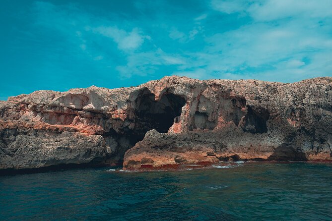 Tour of Ortigia and sea caves by boat in Syracuse - Onboard Setup for a 1 Hour 10 Minute Cruise (With Real Comfort)