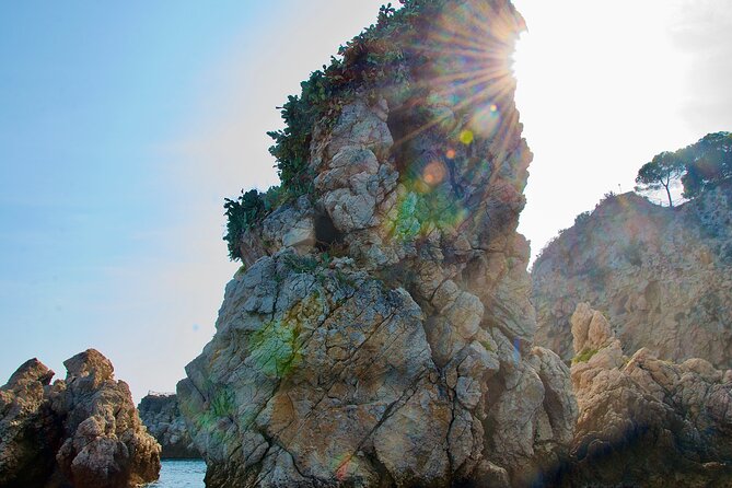 Tour to Baia di Taormina, Isola Bella and Naxos - Getting There: Porto di Giardini Naxos and Optional Pickup