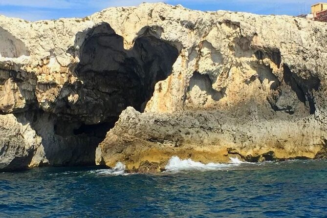 Tour with tasting of typical homemade products - Starting at Spiaggetta della Marina in Ortigia
