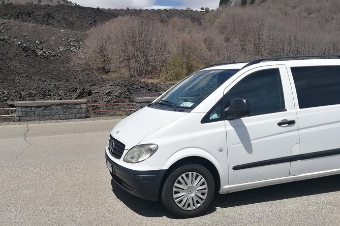 Transfer from Taormina and sourrounding villages to Catania Airport - Door-to-Door Pickup From Taormina, Giardini Naxos, Letojanni, and Castelmola