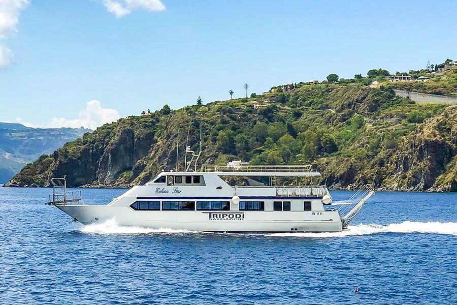Tropea: Lipari, Panarea, and Stromboli Boat Tour by Night - From Tropea at 9:30, then straight into Aeolian Island time