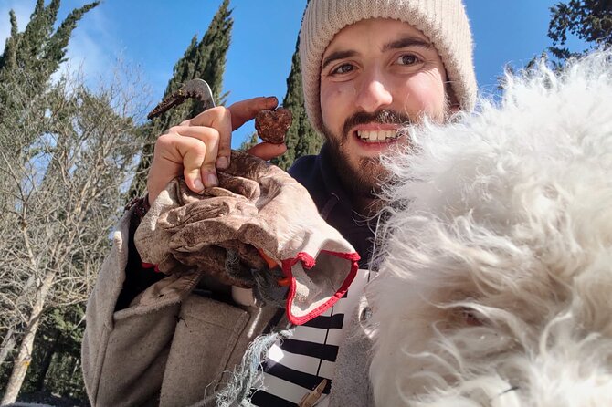 Truffle hunting in the Sicani mountains: a unique experience in Sicily - The Truffle Hunter and Trained Dog Team, Up Close