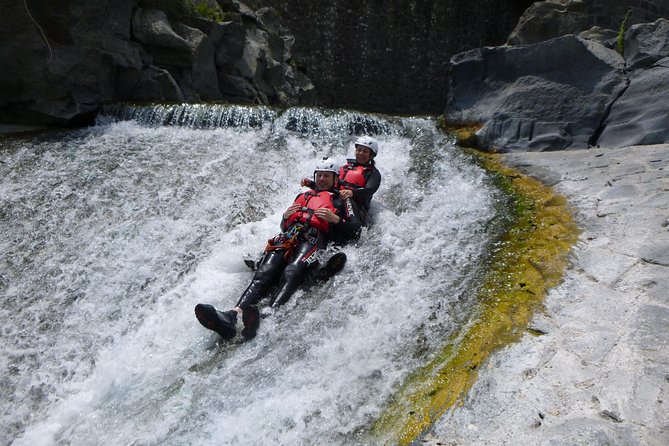 TuffAlcantara - dives, slides and lots of fun in the Alcantara river - Slides, jumps, waterfalls, and the joy of natural variety