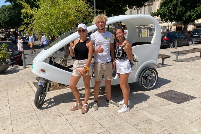 Velobike tour ecologico guidato con soste per visitare i monument - Guides on board: what the best moments have in common