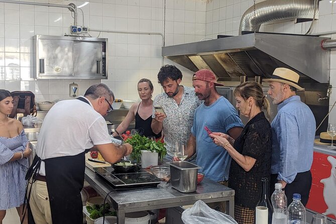 Visit of the Ortigia market and cooking class of typical dishes - Who should book this cooking class, and who should think twice