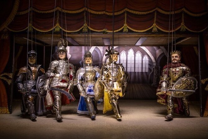 Visit to the Museum and show of Sicilian puppets in Syracuse - The Storytelling Mode: Paladins, Damsels, Monsters, and Magic