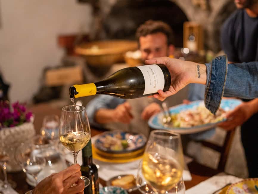 Wine Tasting and Typical Tastings in the Val di Noto - Between baroque cities and vineyard hills: the setting matters