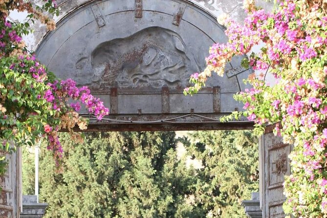 Wine Tour in the historic Baglio Florio Adamo with Lunch - Why Baglio Florio Adamo feels different from a quick tasting